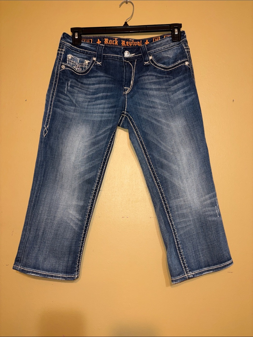 Rock Revival Women's Size 30 Medium Blue Bling Sora Capri Stretchy Denim Jeans - Picture 3 of 11